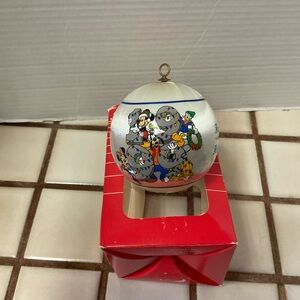 Disney 1999 Mickey & Friends Christmas Glass Ornament